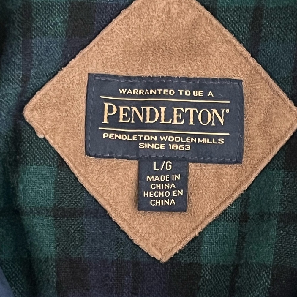 Pendleton zip up - Picture 8 of 13
